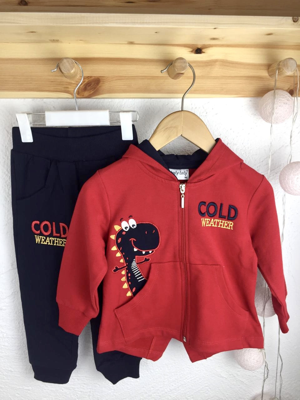 №16069 Костюм для мальч hoity-toity кр с дино, cold weather 86-110 см 0302