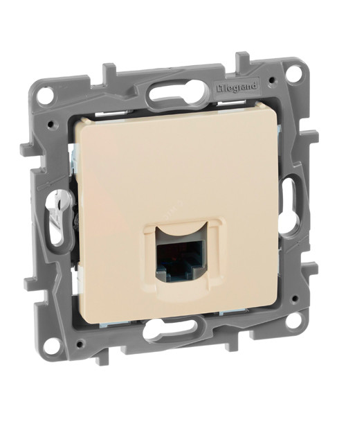 Розетка Legrand 672341 RJ45