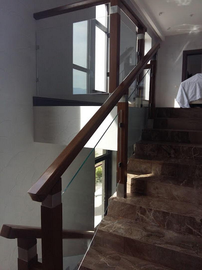Перила стеклянные для лестниц, фото 1