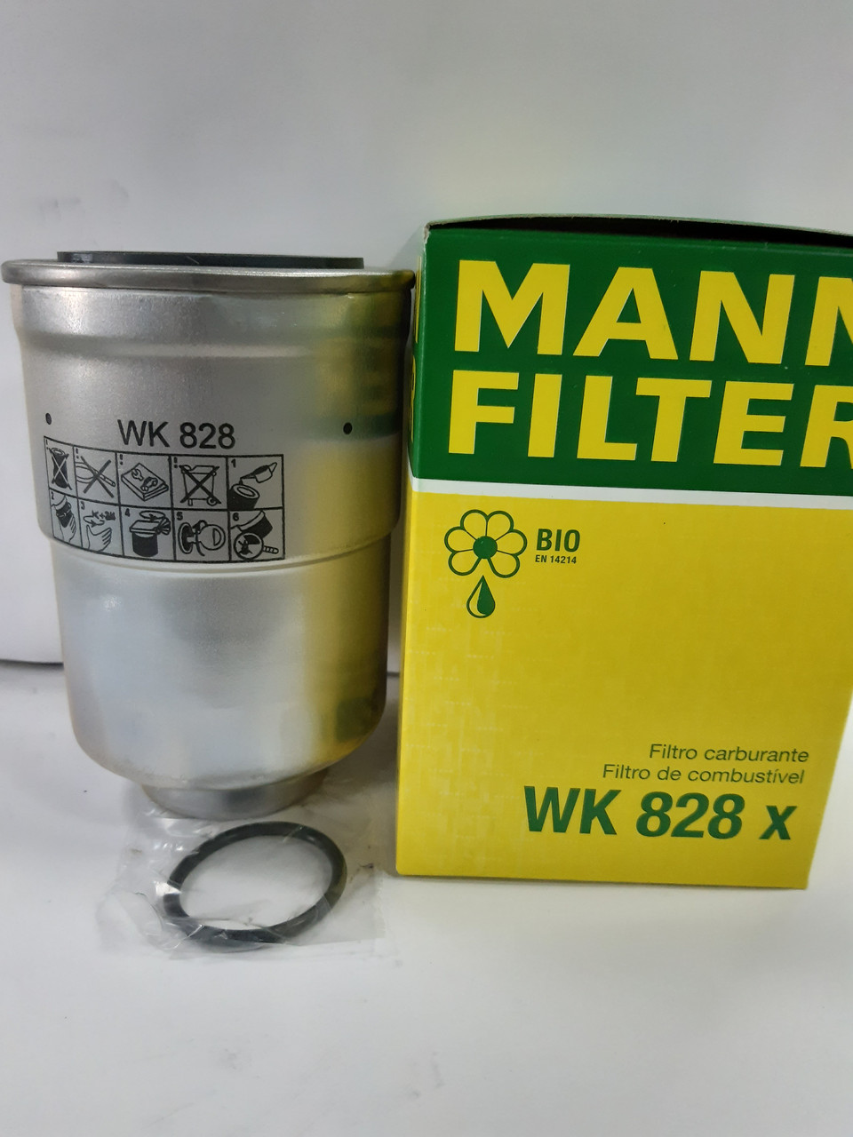 Топливный фильтр WK828 x