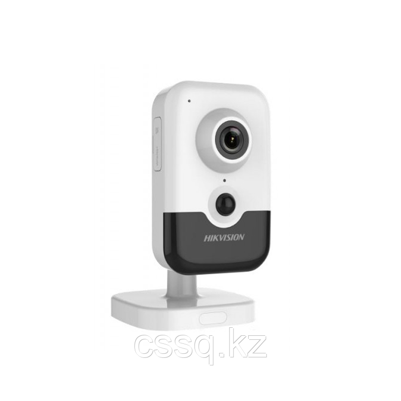 IP кубическая видеокамера Hikvision DS-2CD2423G0-IW (2,8 мм) 2МП, WI-FI