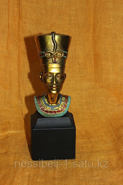 Бюст Нефертити - фото 1 - id-p420672