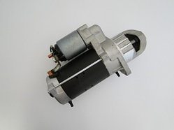 Стартер на Mercedes Benz 0001231133