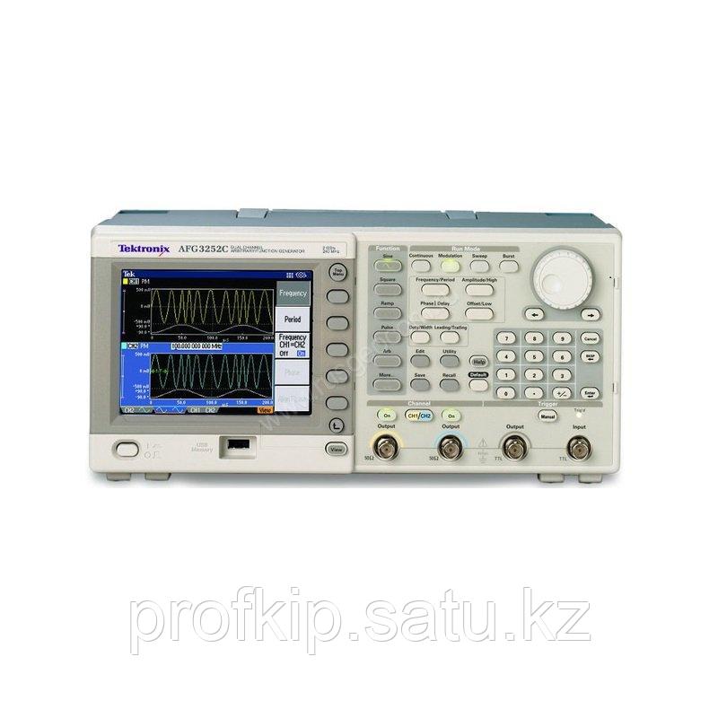 Генератор сигналов специальной формы Tektronix AFG 3052C