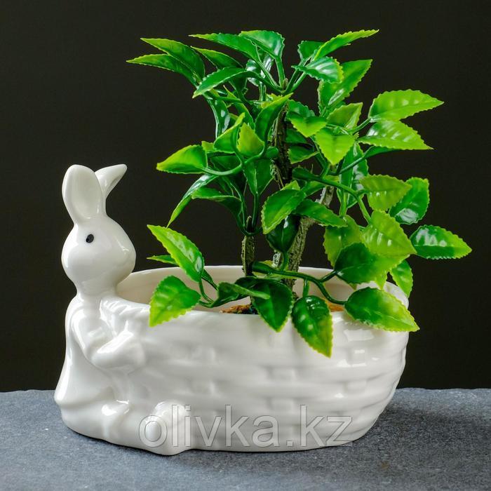 Кашпо фигурное "Заяц с корзинкой" 13*9,5см