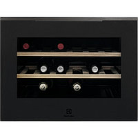 Винный шкаф Electrolux KBW5T