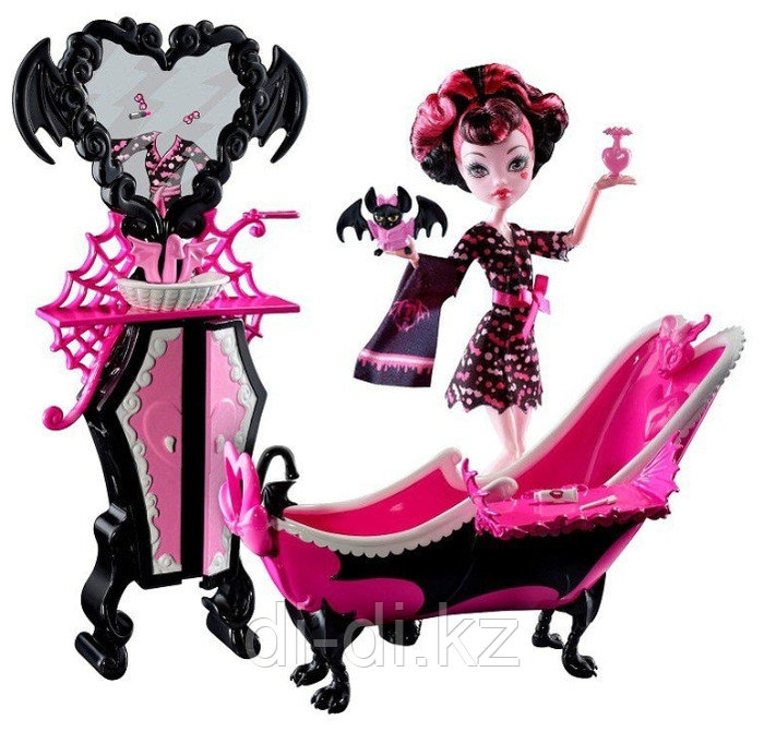 Mattel Куклы Monster High Набор с куклой Ванная Дракулауры Powder room Drakulaura X4495 / X4496