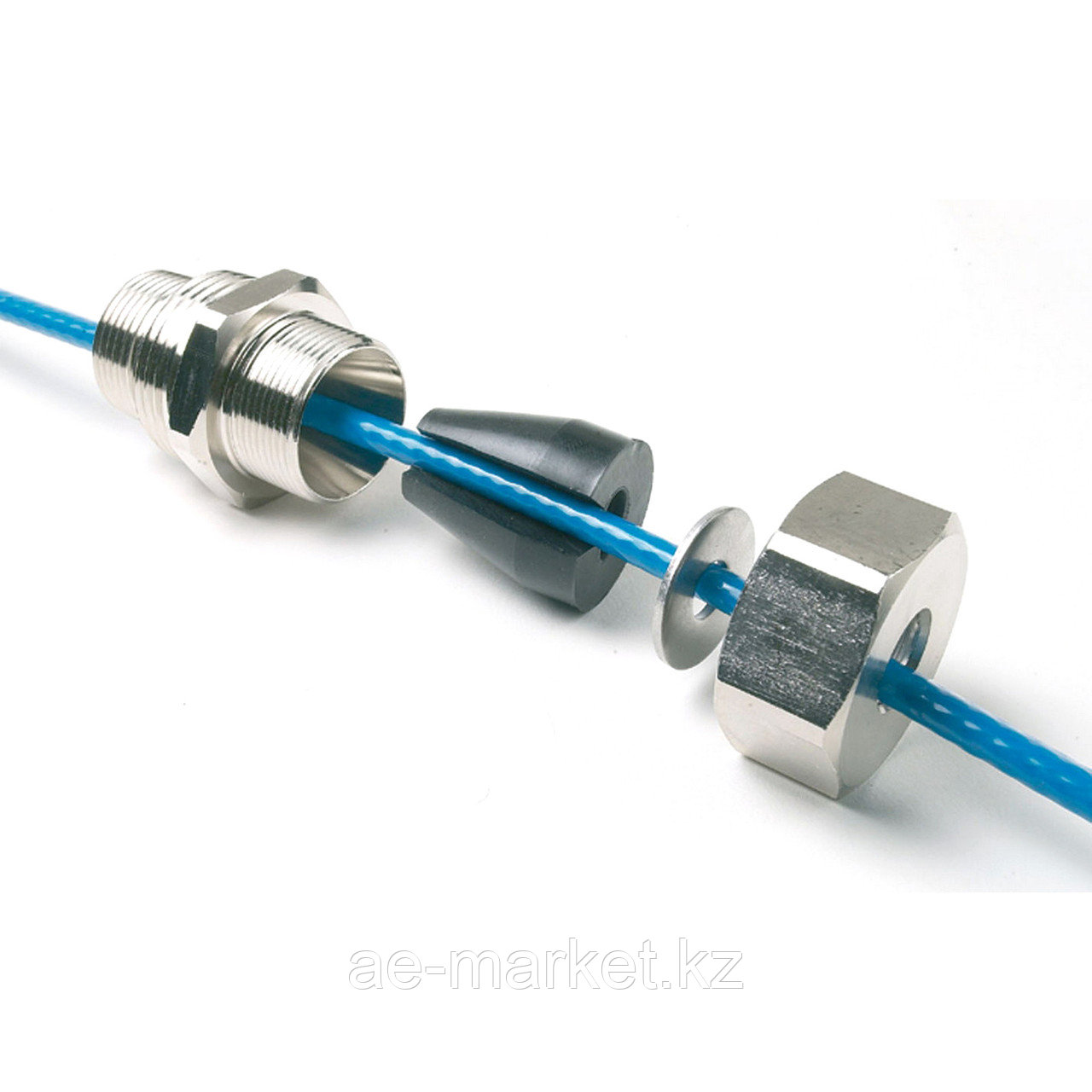 Муфта зажимная для монтажа кабеля внутрь трубы (3/4" и 1") с резьбой