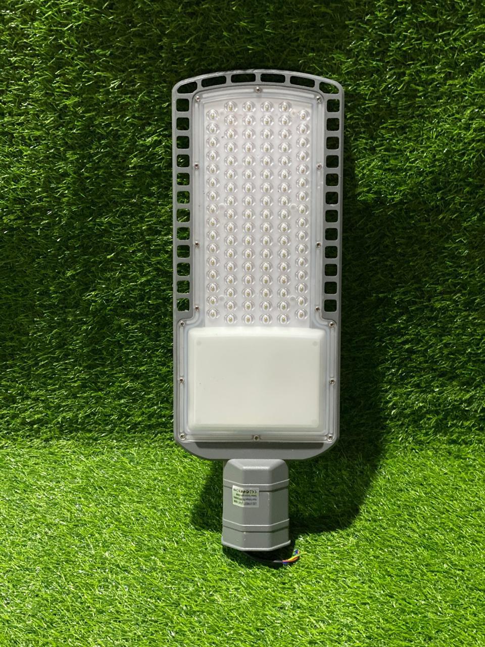 Консольный уличный светодиодный светильник СКУ 200 w Серый или черный корпус. Уличный фонарь LED Кобра