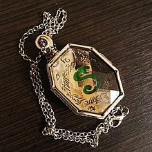 Медальон Салазара Слизерина из вселенной "Гарри Поттер"
