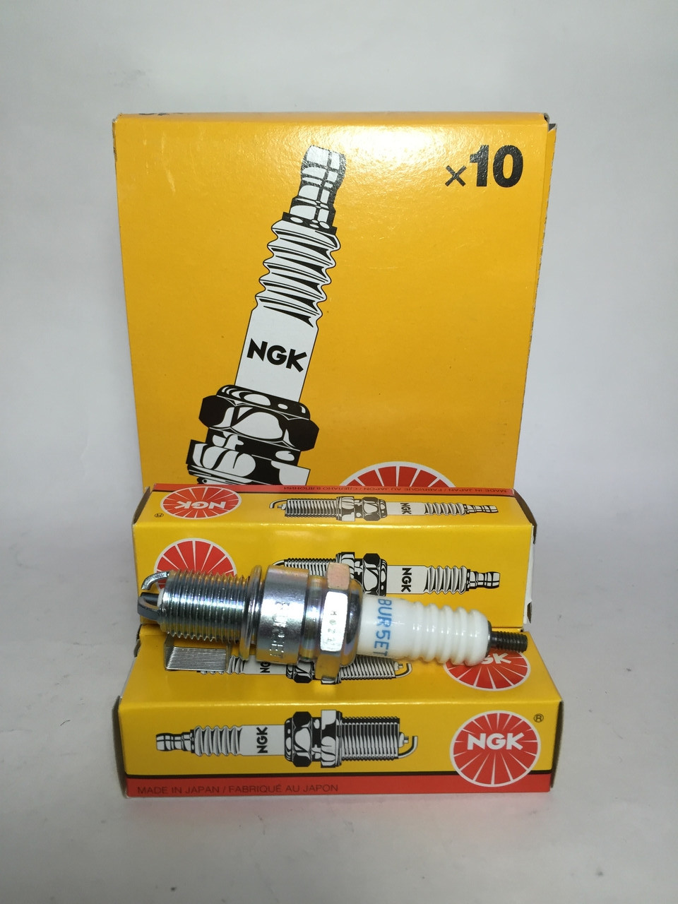 Cвеча зажигания марки NGK (Audi 80, VW Golf/LT/Passat/Polo/T4 1.3-2.5 85-00)