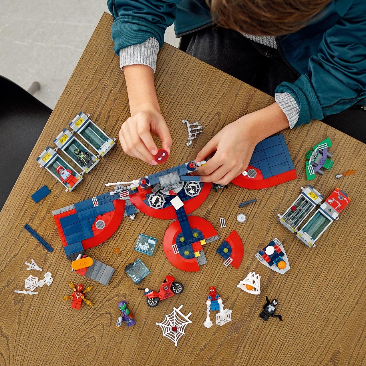 76175 Lego Super Heroes Нападение на мастерскую паука, Лего Супергерои Marvel - фото 6 - id-p90711078