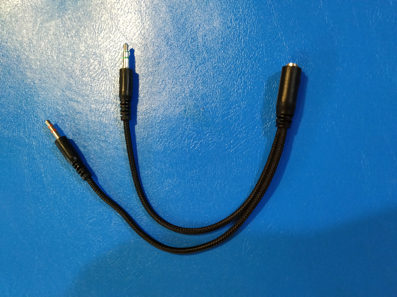 Адапетр Jack 3.5 mm F 4 pin/Jack 3.5 mm M x 2,