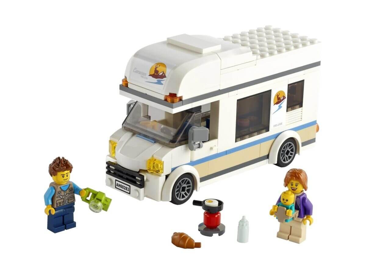 LEGO Отпуск в доме на колесах CITY