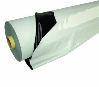 EcoSeven 75μ Черно-белая, 7-ми слойная силосная пленка с защитой от ультрафиолета и кислородным барьером.