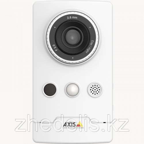 AXIS M1065-LW Network camera