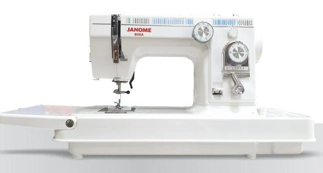 Компьютерная швейная машина Janome 808A PD