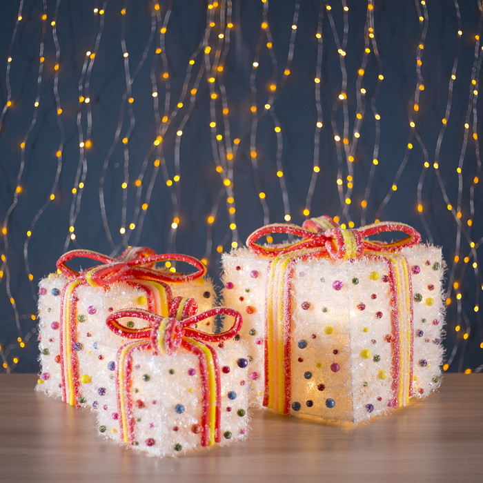 Фигура текстиль "Подарки с шариками", 35 LED, 15х20х25 см, от батареек (не в компл)
