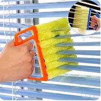 Щетка для чистки жалюзи Blinds Brush