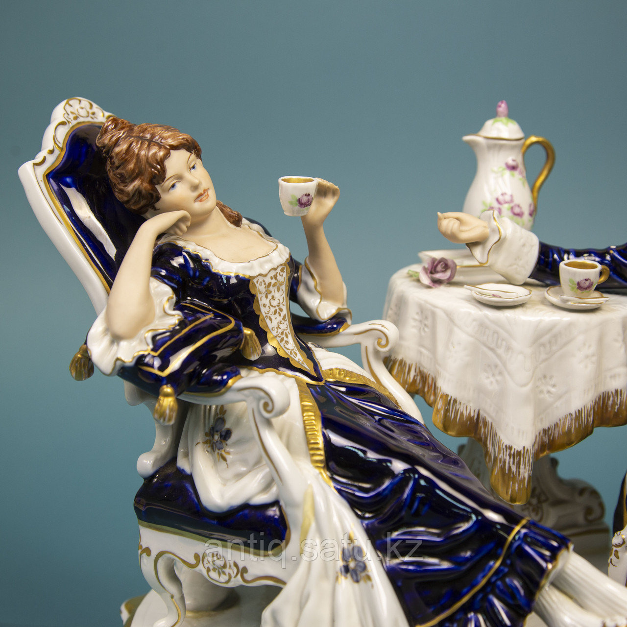 За чашечкой чая Мануфактура Royal Dux Чехия, Богемия. После 1947 года Фарфор, скульптурная лепка. - фото 5 - id-p91248368