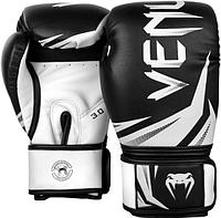 Боксерские перчатки Venum Challenger 3.0 03525 12 oz белый-черный