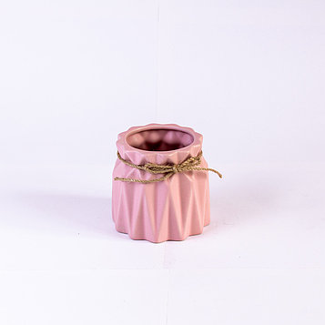 Ваза мешочек из керамики светло-розовая матовая рифленая