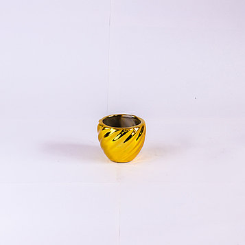Ваза полуовальная из пластика золото с  диагональными выемками D7,5см. H6,5см