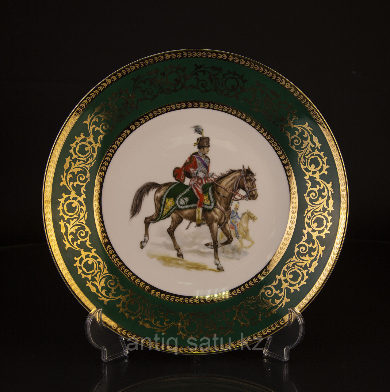 Коллекционная тарелка из Наполеоновской​ серии. Фирма​ Hutschenreuter(Хутшенройтер)