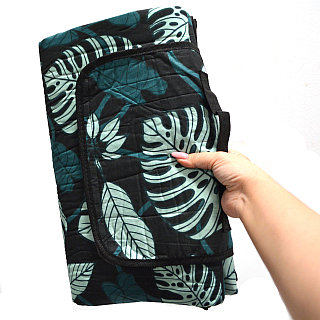 Украиндық сексуалды әнші Брянскідегі түнгі клубта секс кештері