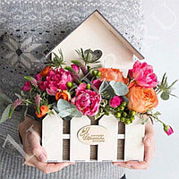 Декоративная корзина для цветов