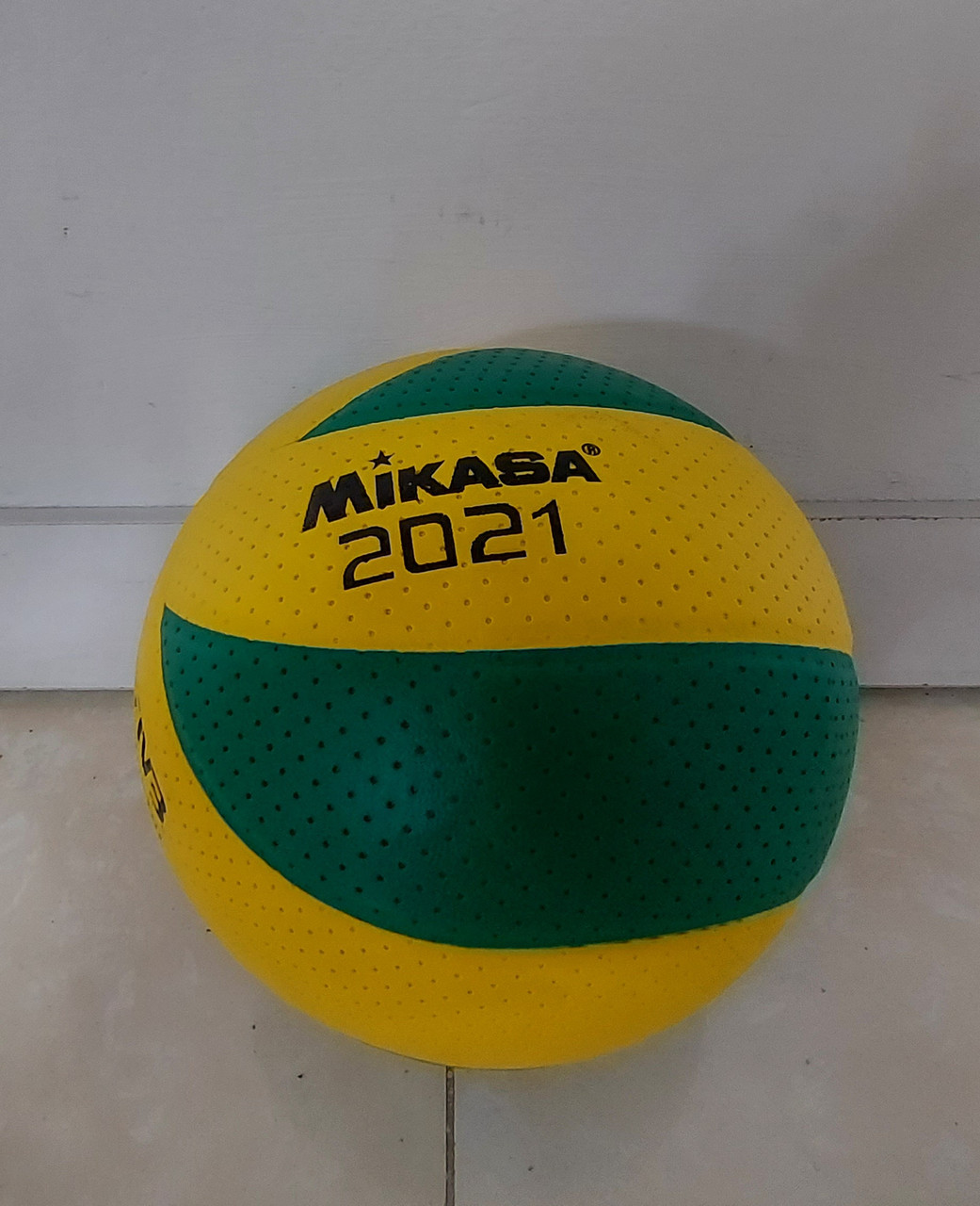 Качественный волейбольный мяч Mikasa. Kaspi RED. Рассрочка