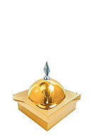 Купол "БАЙ" на мазар. Цвет золото с декоративным пером серебро. На колонну 39,5 х 39,5 см.