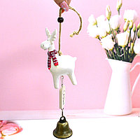 Колокольчик "Музыка ветра" с керамическим оленем в красном шарфе