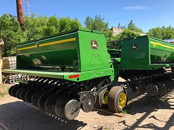 Сеялка зерновая John Deere 455 - 9 метровая