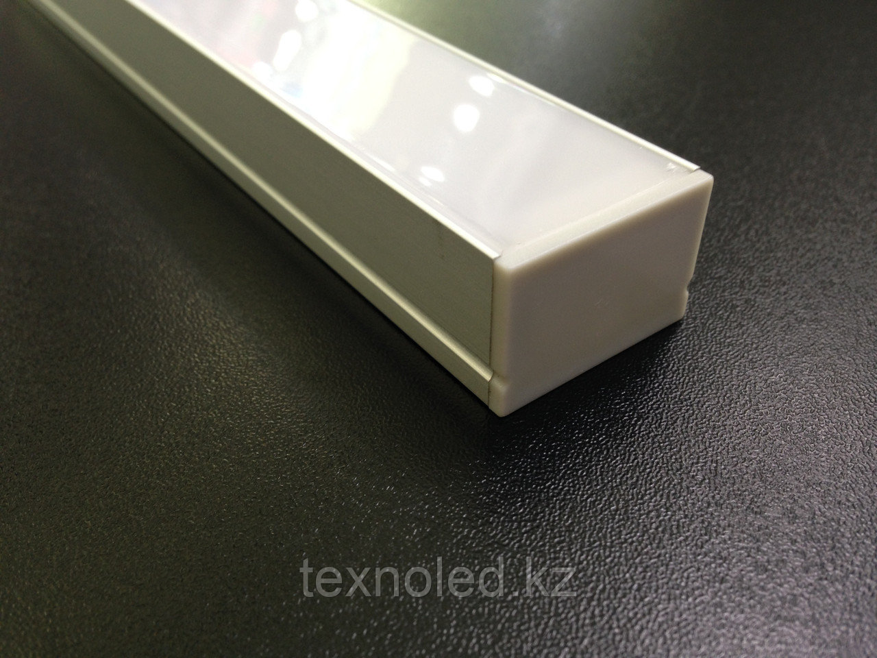 Накладной 30*20 мм алюминиевый профиль для светодиодной ленты - фото 2 - id-p67542204