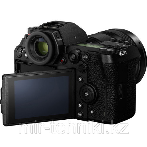 Фотоаппарат Panasonic Lumix DC-S1+Объектив Sigma 28-70mm f/2.8 DG DN Contemporary для F/L-Mount - фото 1 - id-p91817073