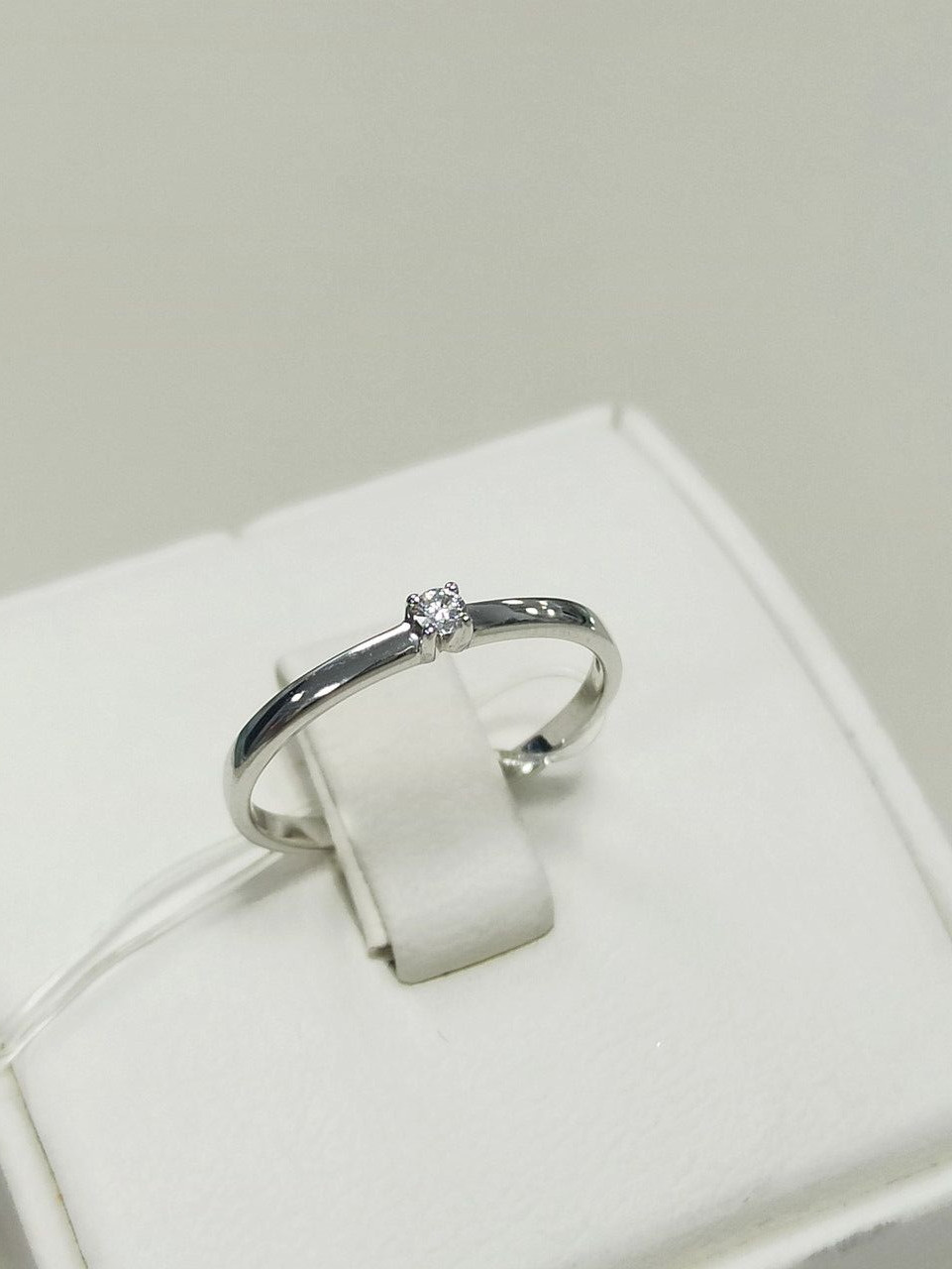 Кольцо с бриллиантом / 16,5 размер ( Шоурум ) - фото 1 - id-p83909123