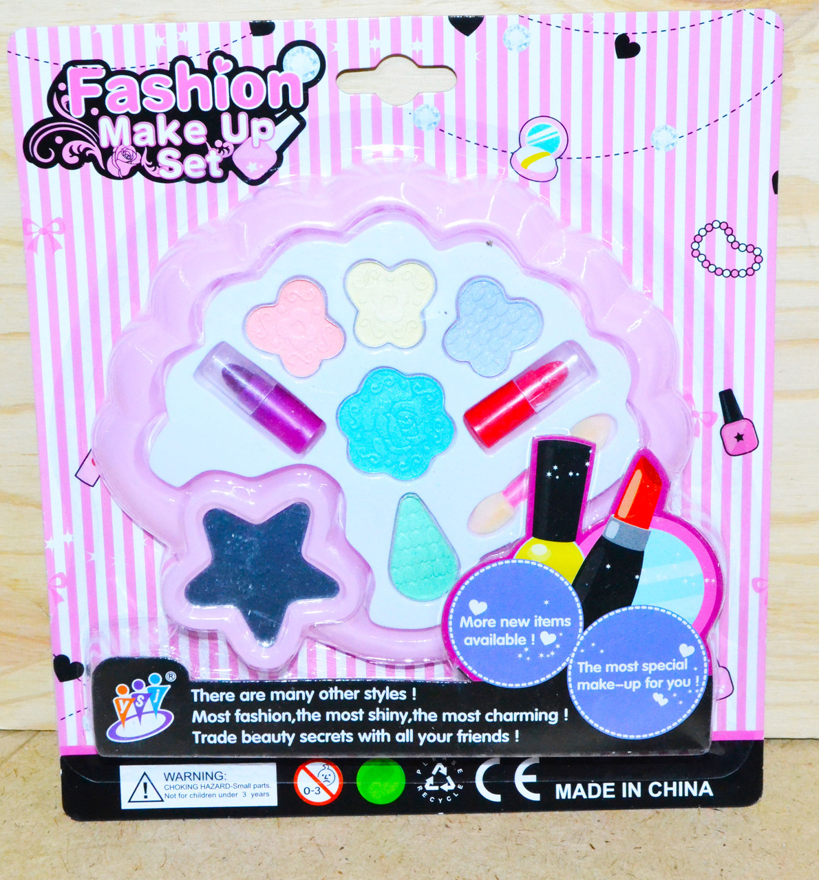 215-4B/E Косметика Fashion make up set на картонке тени+2помады 22*20см