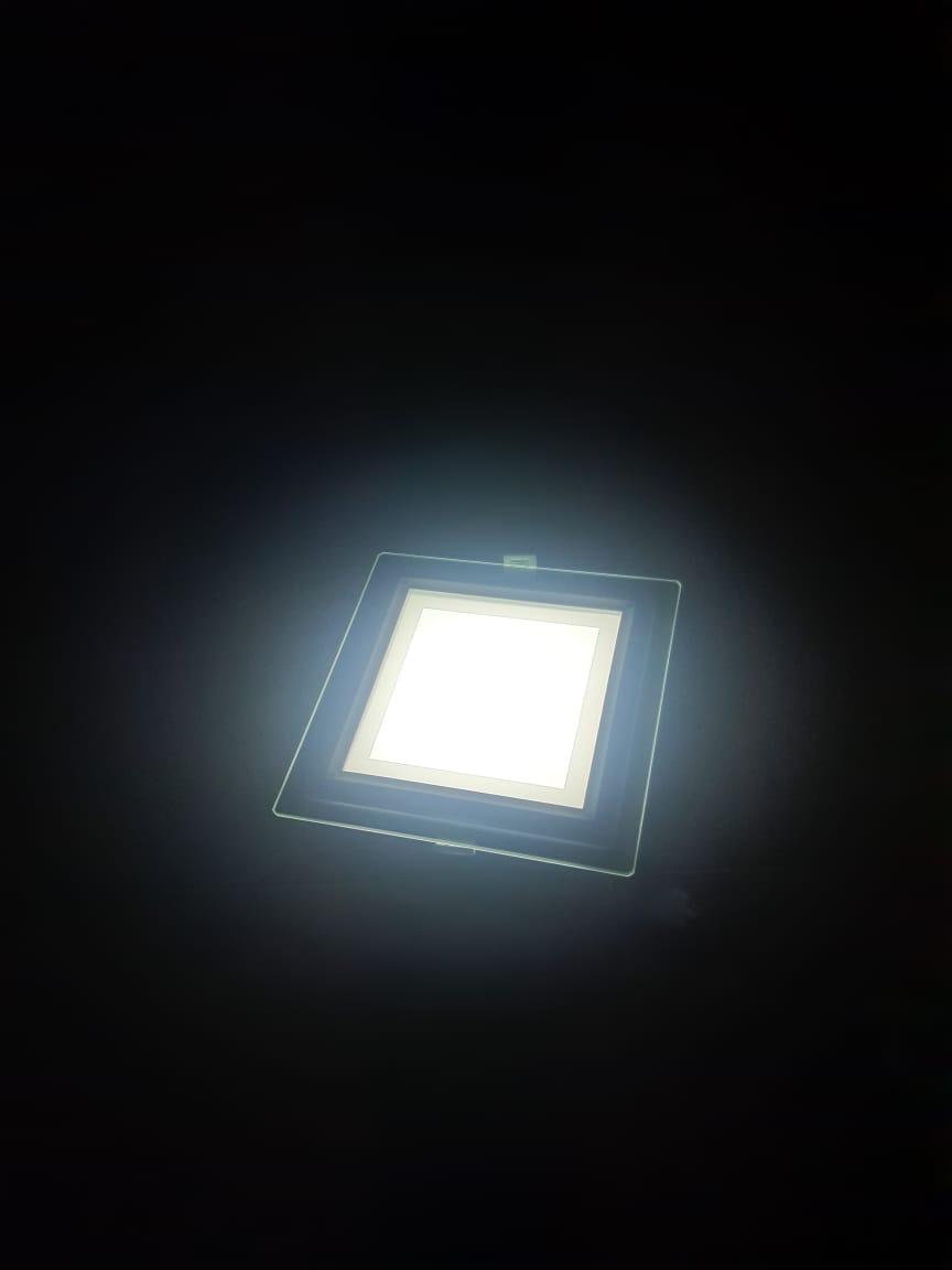 Светодиодный встраиваемый квадратный светильник стекло 12W