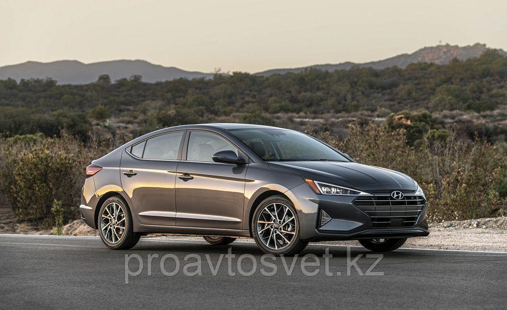 Переходные рамки на HYUNDAI Elantra 2019 на Hella 3/3R