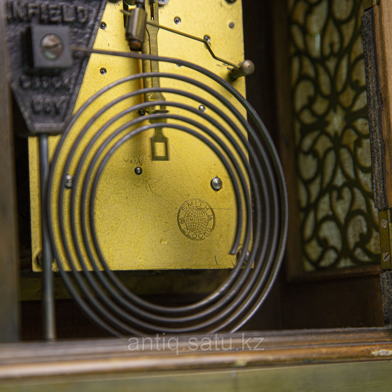 Английские кабинетные часы с лунным календарем. Smith Clocks Empire. Настольные часы с механизмом - фото 6 - id-p92364796