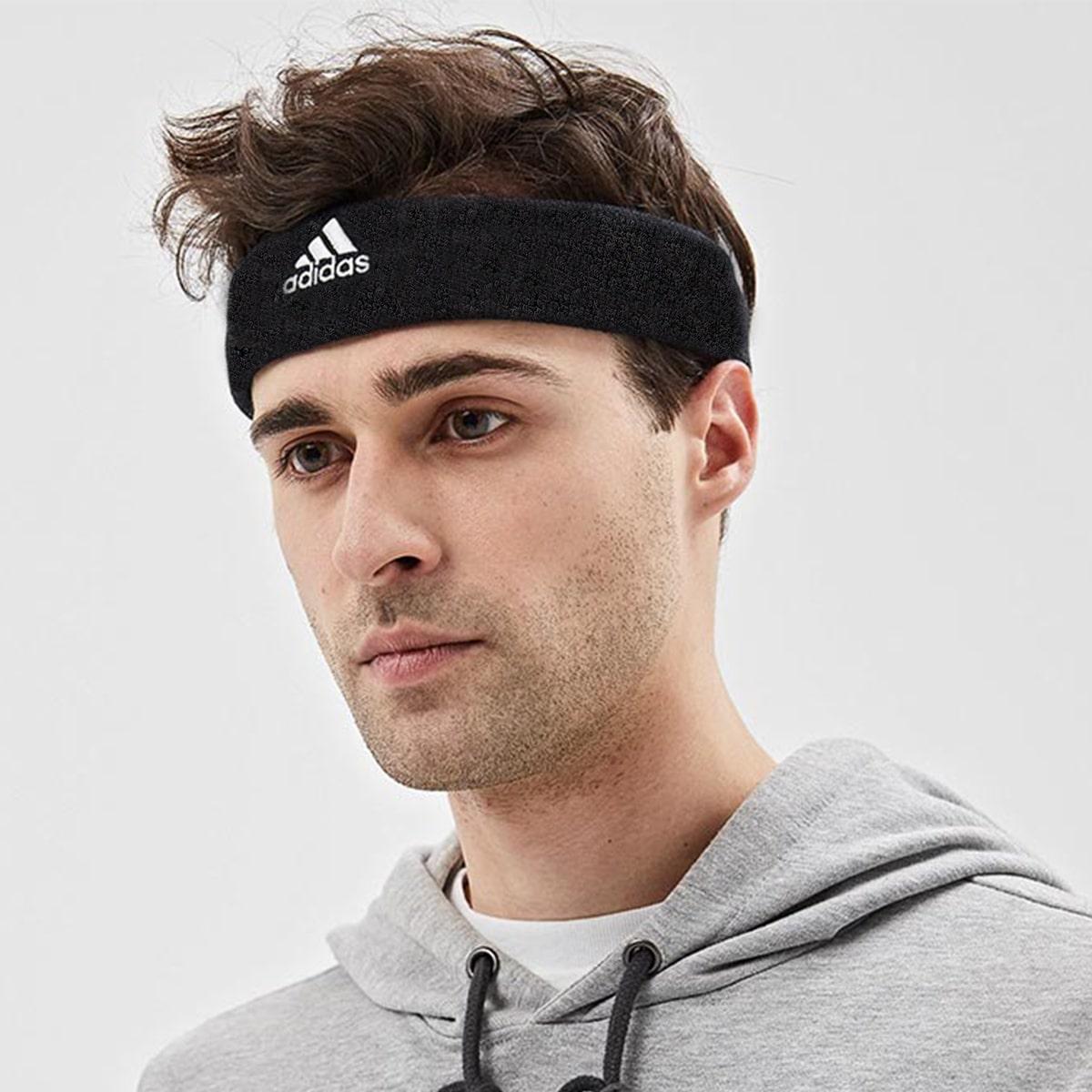 Спортивная повязка на голову с белой надписью adidas черная