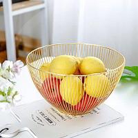 Миска для фруктов металлическая корзинка геометрической формы глубокая золотистая