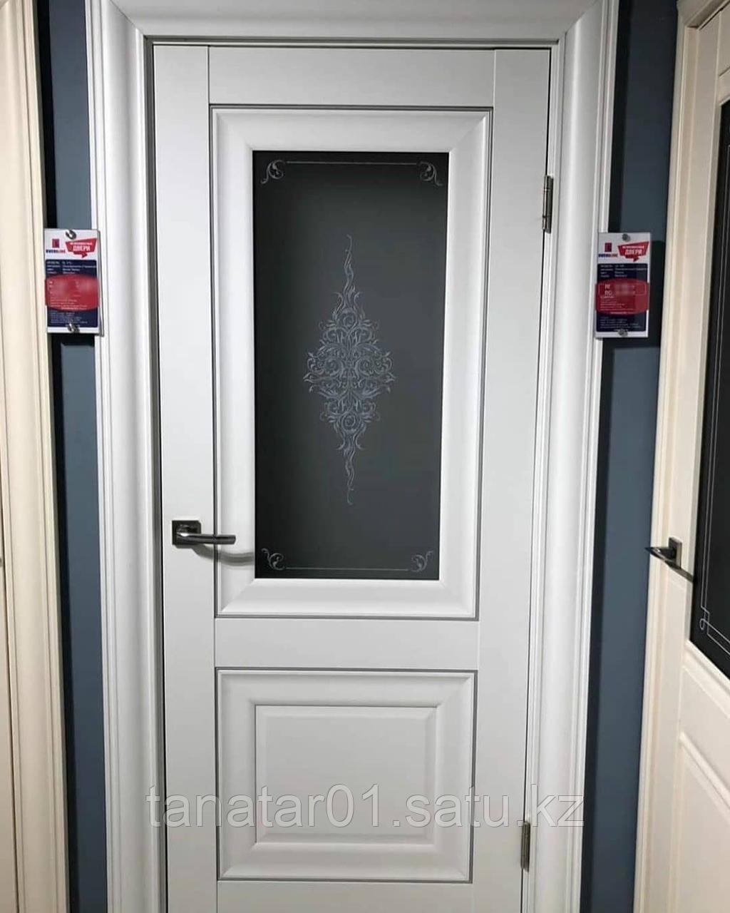Дверь DL310 Стекло, цвет Белая эмаль