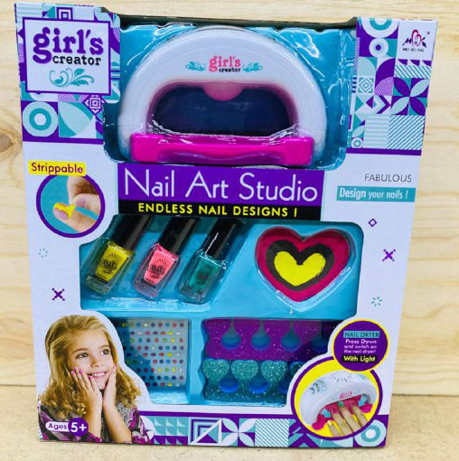 MBK-368 Nail Art Sudio набор с лампой для маникюра 27*23см