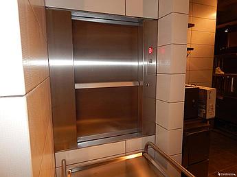 Монтаж малогрузовых лифтов