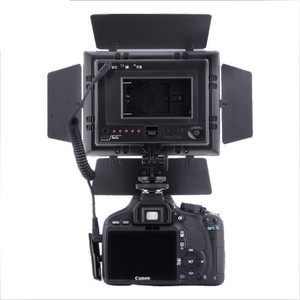 Свет для фото- и видеокамер YONGNUO YN-160II + Микрофон