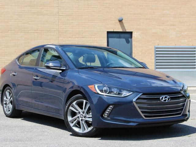 Переходные рамки на HYUNDAI Elantra 2016-2018 на Hella 3/3R