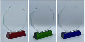 Награда стеклянная "восьмигранник",размер - 160*160*18мм