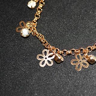 Табиғат порносында Ариэль Настя